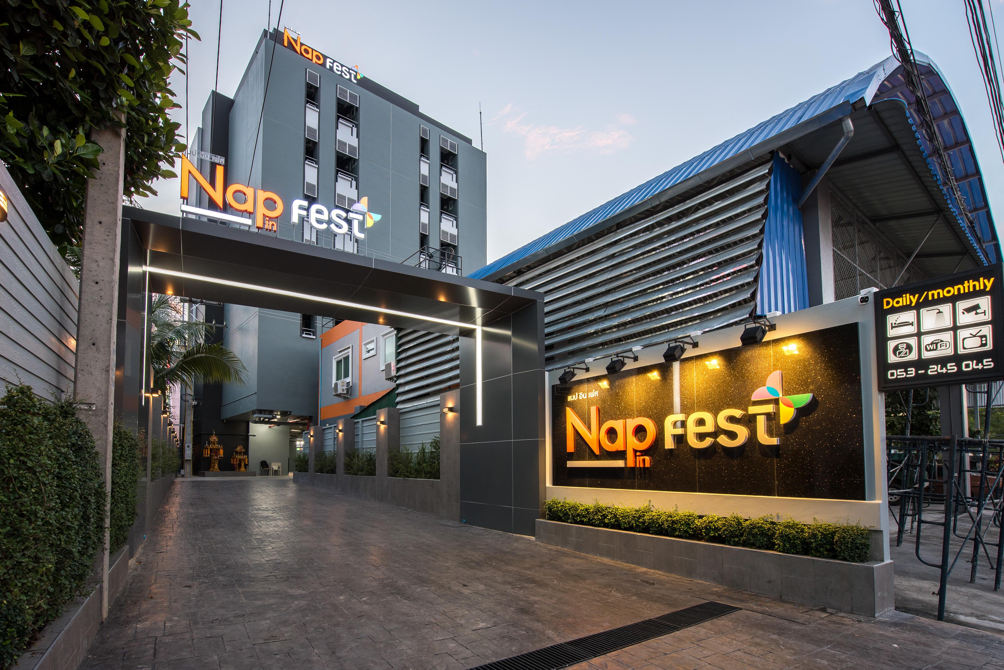 Nap In Fest Hotel Chiang Mai Exterior foto