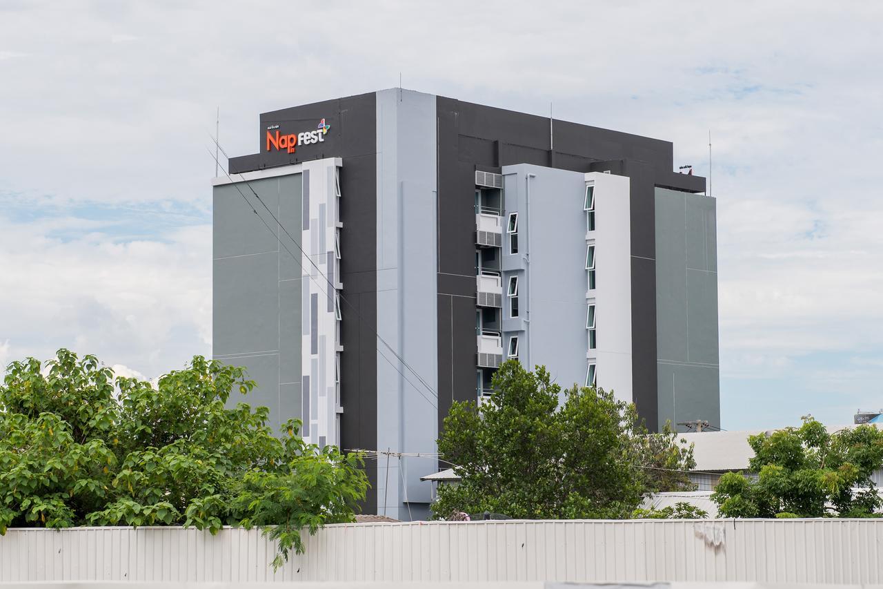 Nap In Fest Hotel Chiang Mai Exterior foto